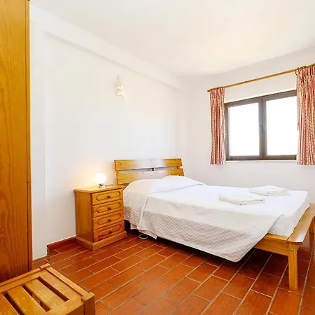 B71 - Pipa's House In