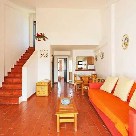 B71 - Pipa's House In Apartment *