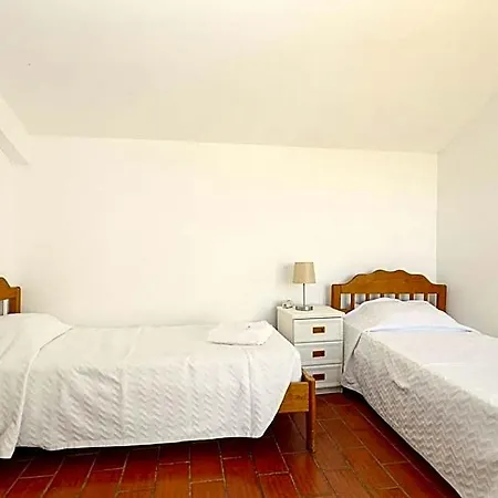 B71 - Pipa's House In *