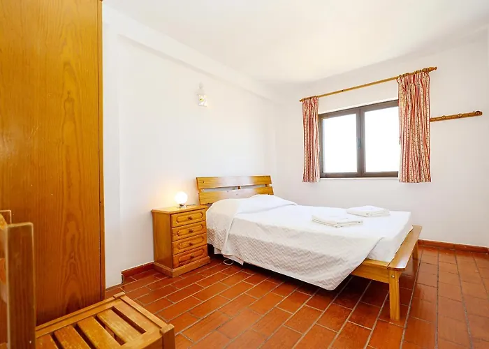 B71 - Pipa's House In