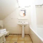 B71 - Pipa's House In Apartment